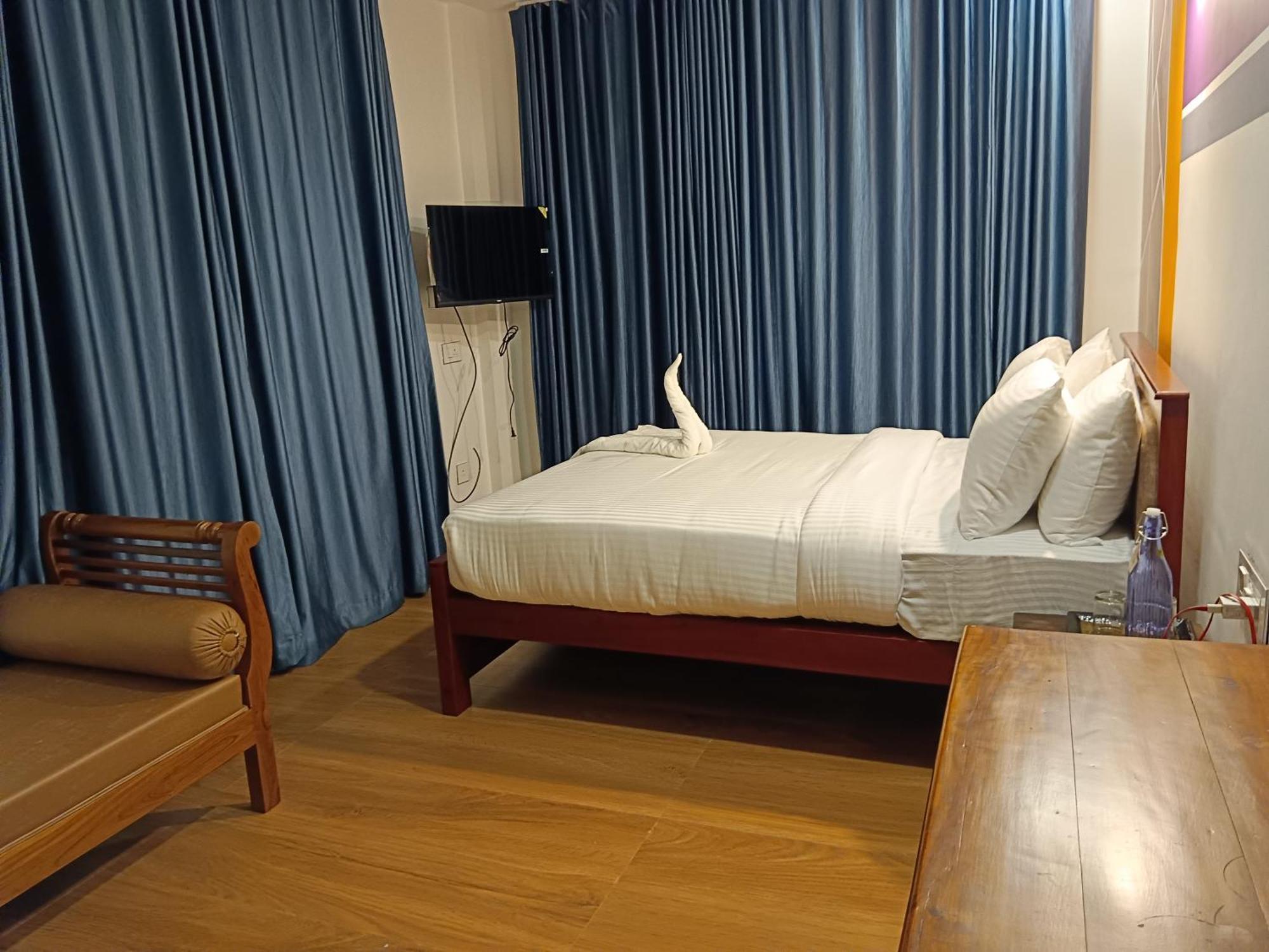 Tea Elanza Apartment Devikolam Bagian luar foto