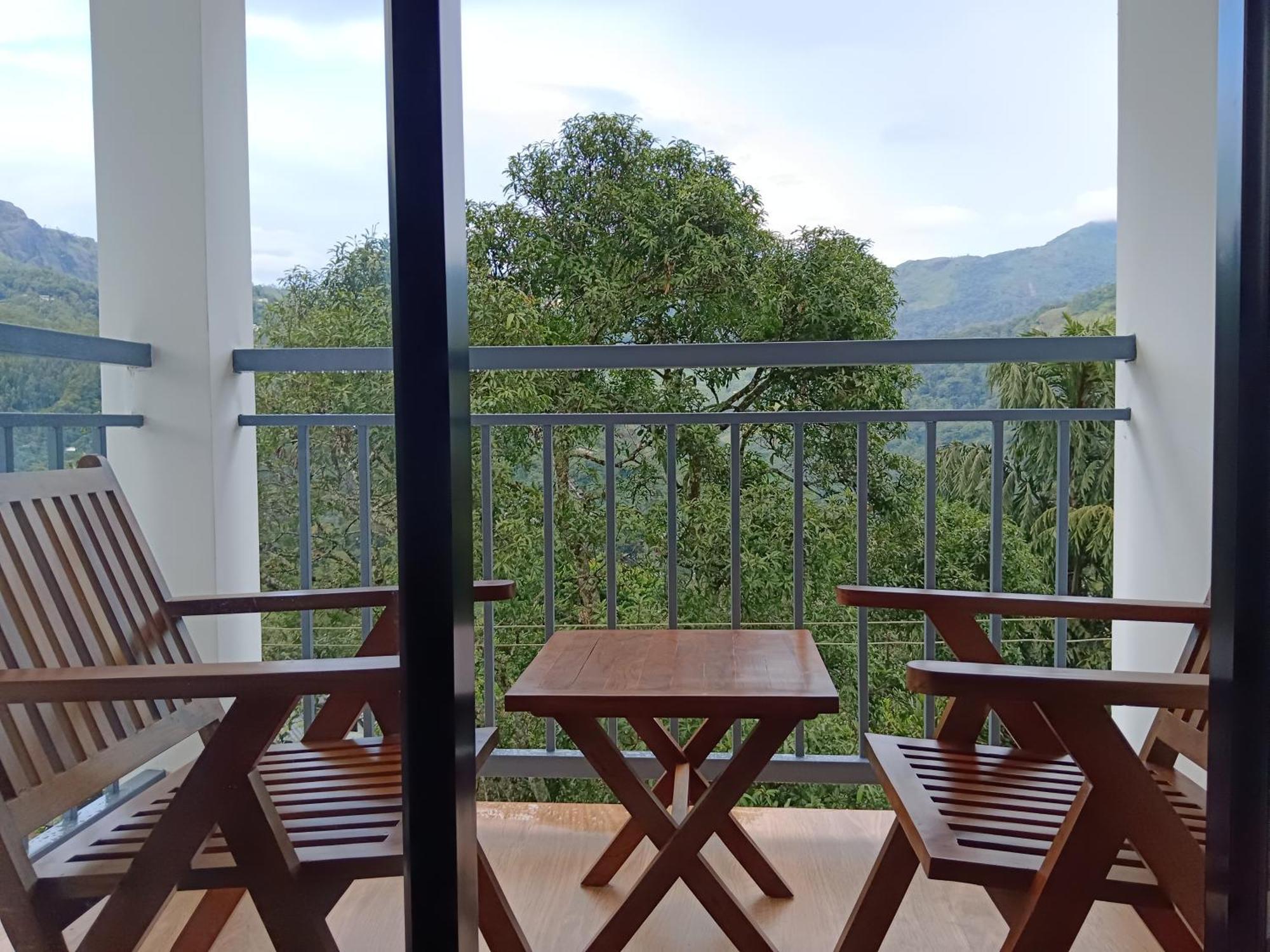 Tea Elanza Apartment Devikolam Bagian luar foto