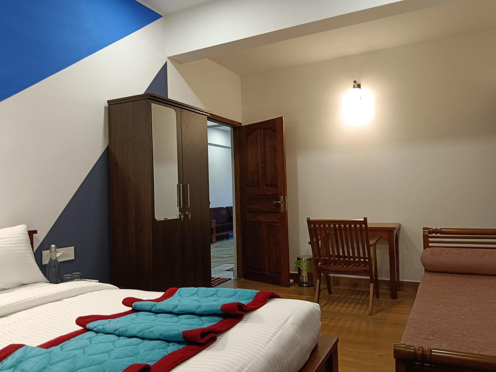 Tea Elanza Apartment Devikolam Bagian luar foto