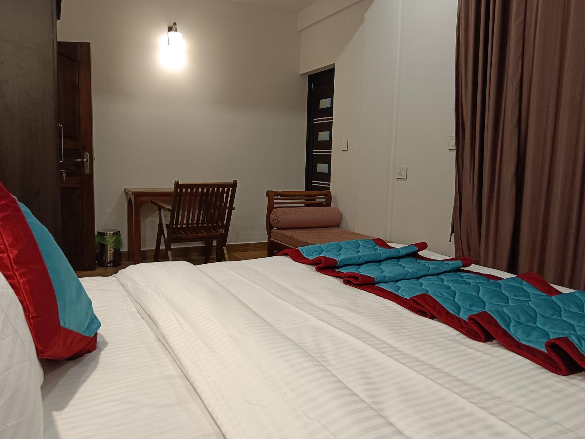 Tea Elanza Apartment Devikolam Bagian luar foto