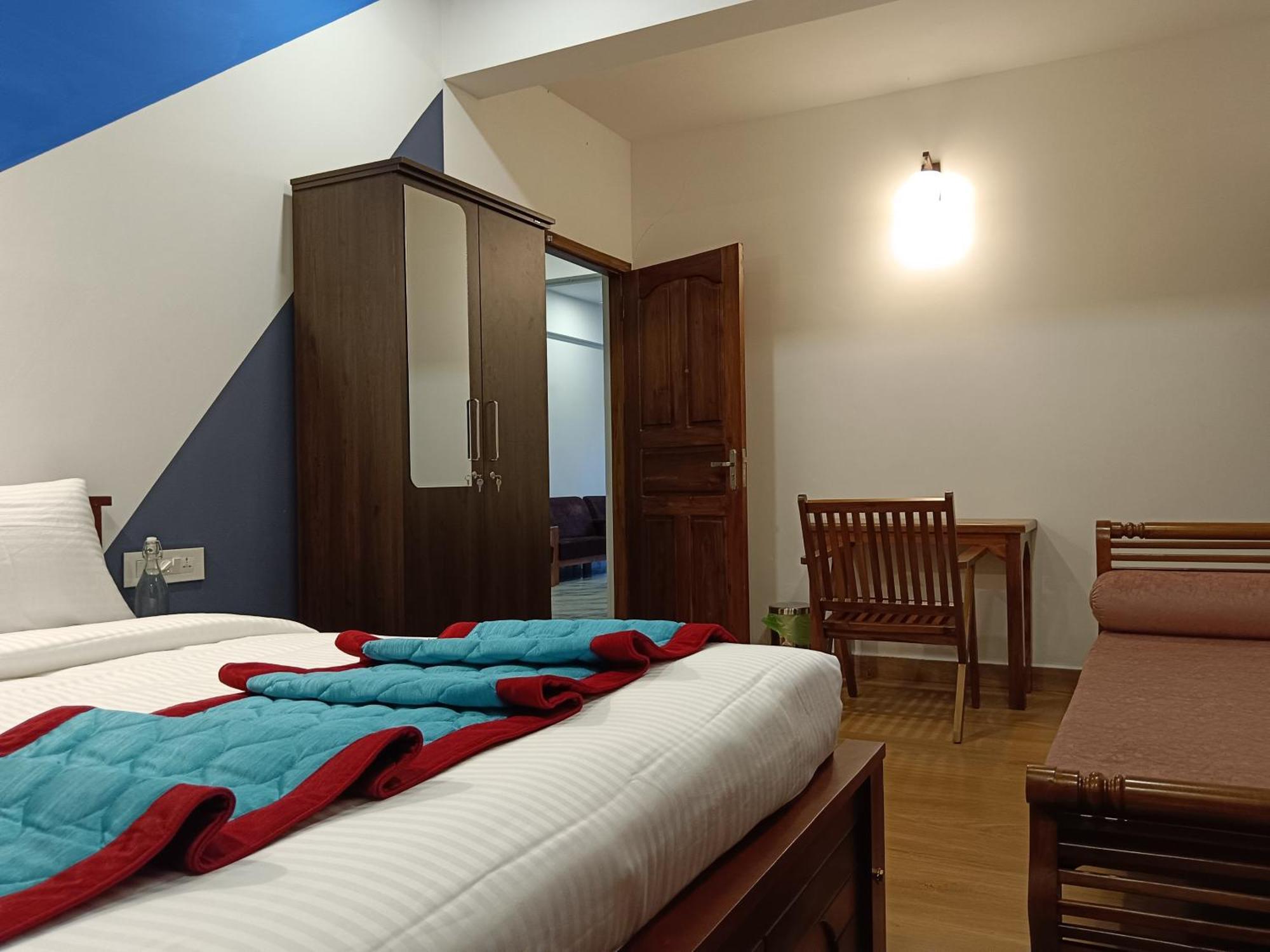 Tea Elanza Apartment Devikolam Bagian luar foto