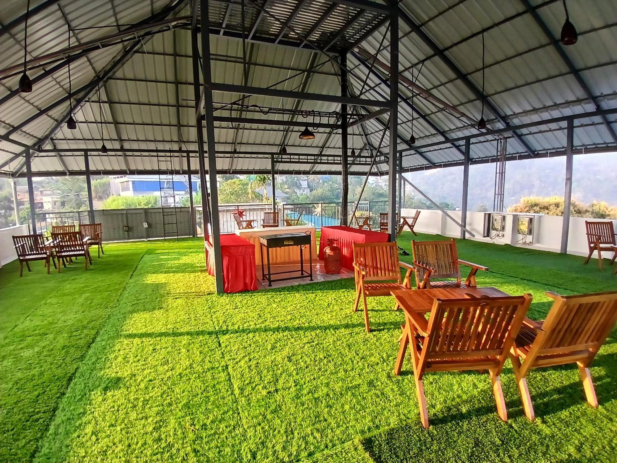 Tea Elanza Apartment Devikolam Bagian luar foto